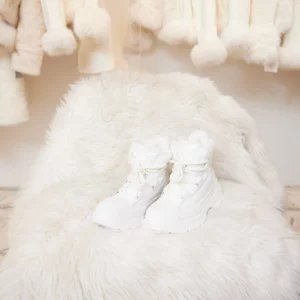 รองเท้าบูทลุยหิมะ รุ่น   Bootie Year สีขาว