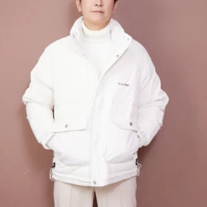 เสื้อขนเป็ด Man สีขาว