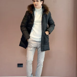 เสื้อขนเป็ด + ขนเฟอร์ Man สีดำ