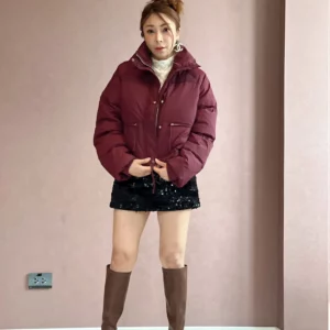 เสื้อหนาวขนเป็ด Woman สีแดงเลือดหมู