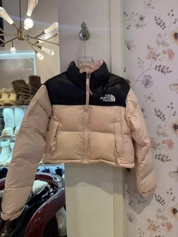 The North face  สีชมพู