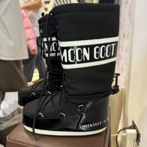 New Moon Boot