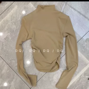 เสื้อคอเต่า สีน้ำตาล