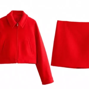 ชุดเซ็ท เสื้อ กระโปรง  สีแดง