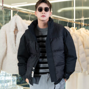 เสื้อขนเป็ด Man  สีดำ