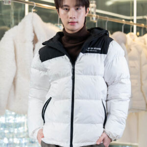 เสื้อขนเป็ด Men   สีขาว