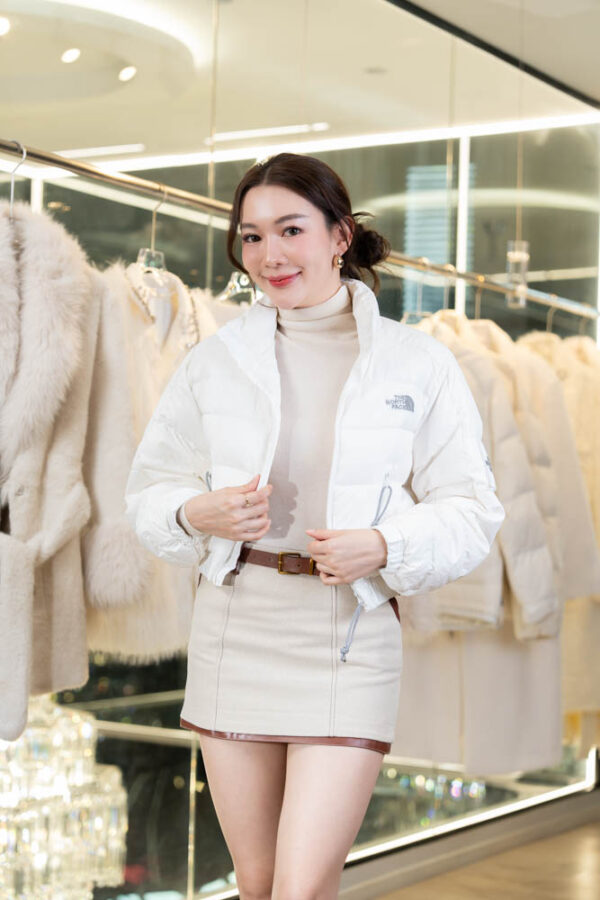 The north face  สีขาว