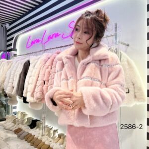 เสื้อขนเฟอร์ แฟชั่น สีชมพู