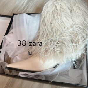 รองเท้าบูทแฟชั่นหนัง Zara