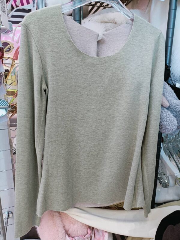 เสื้อลองจอน