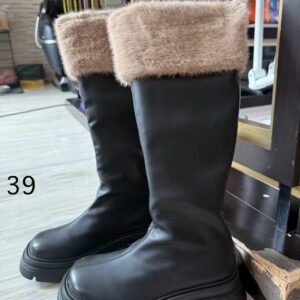 รองเท้าบูทหนัง+ขนเฟอร์