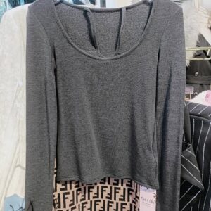เสื้อ woman