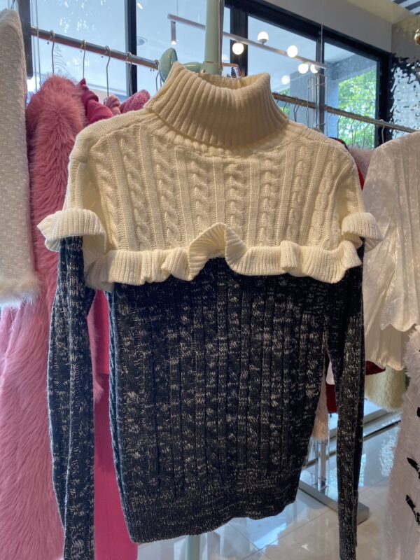 เสื้อไหมพรม Woman