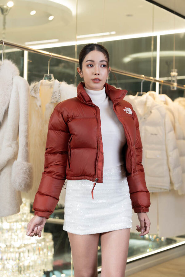 The North face woman - Image 3