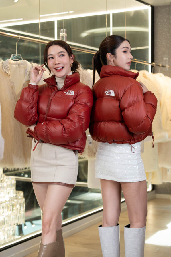 The North face woman - Image 24