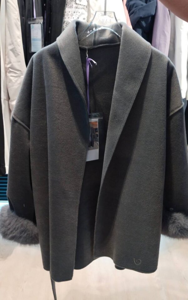เสื้อคลุม Woman