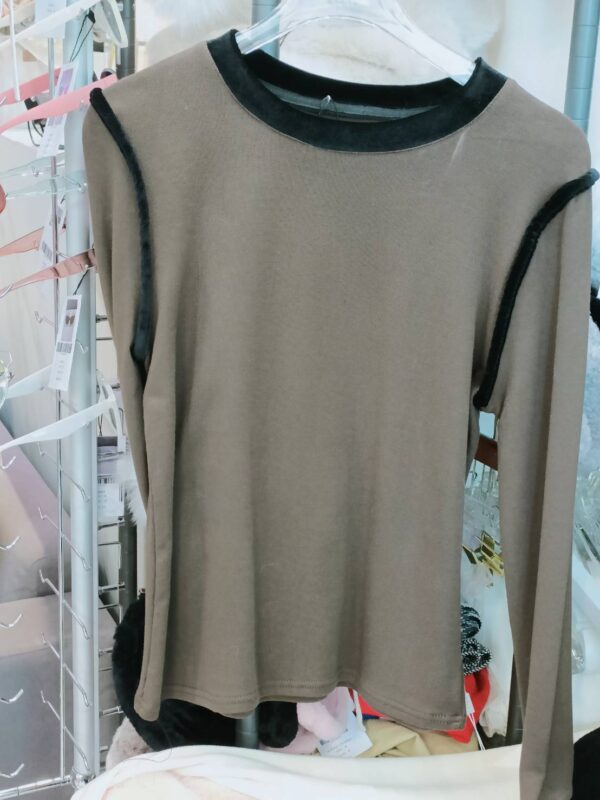 เสื้อ Woman