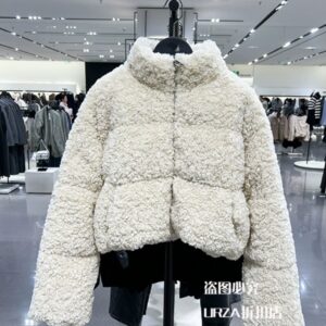 แจ็คเก็ตขนแกะ Zara