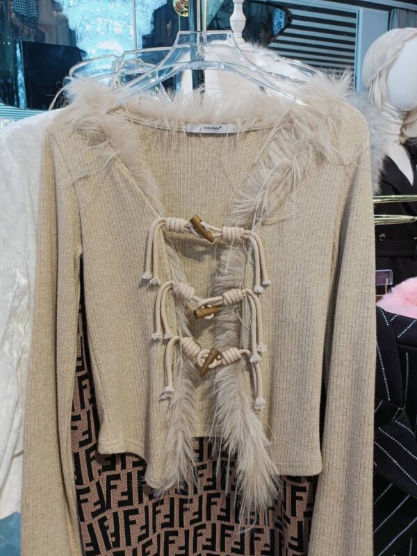 เสื้อ Woman
